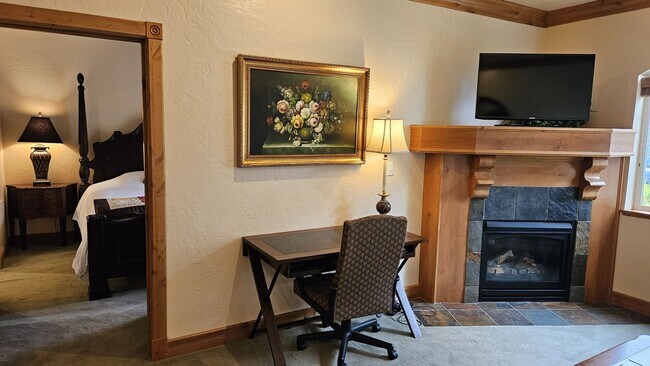 Foto del edificio - 6 Month Mountainside Zermatt Villa – Fully Furnished – All Utilities and Amenities Included. Star...
