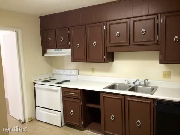 Building Photo - 2 br, 1 bath Apartment - Summerville Villas