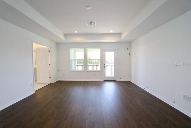 Building Photo - 10835 Sundrift Dr