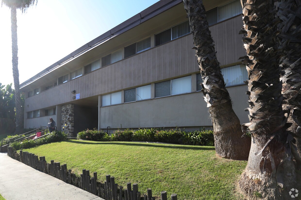Nicolet Apartaments - Nicolet Apartments