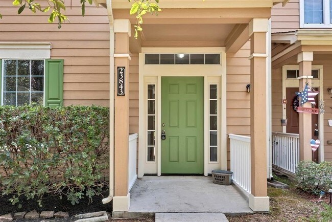https://images1.apartments.com/i2/eaJ0INOnfnHG3X3Q23fHLz5UzbnePNNV0EIcprsp_uE/117/23843-single-oak-st-spring-tx-primary-photo.jpg
