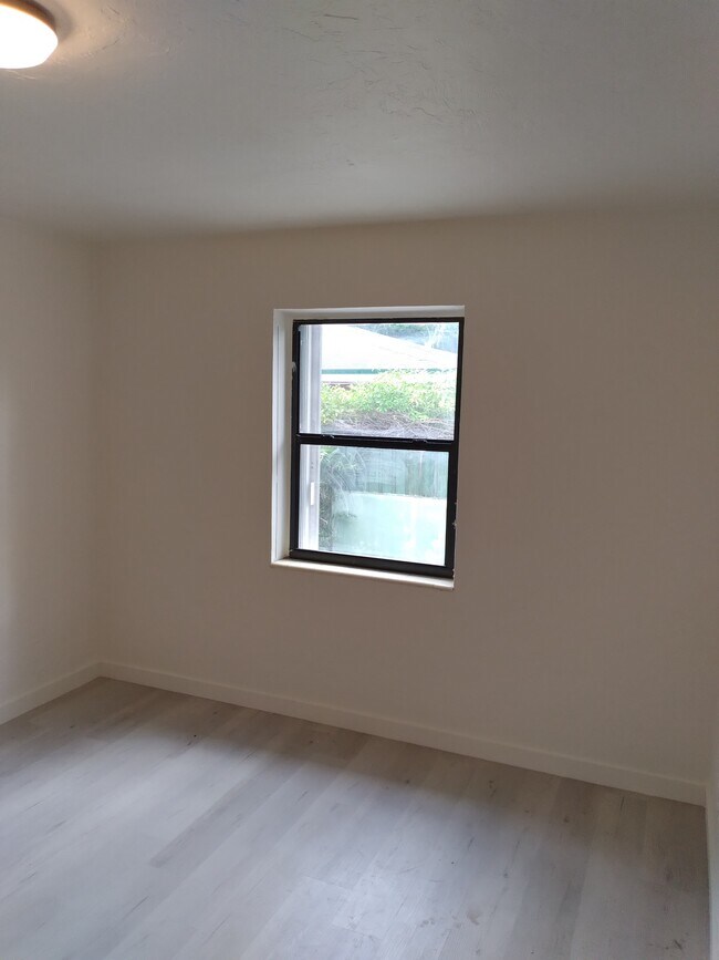Foto del edificio - 3410 NW 5 Ave