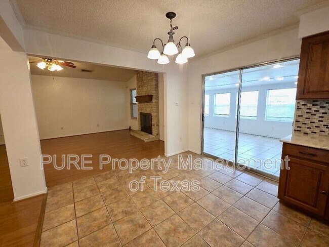 Foto del edificio - 4901 Wing Rd