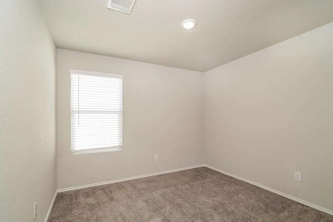 Foto del edificio - 172 Pasadena Pl