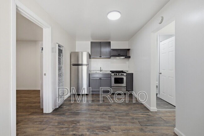 Foto del edificio - 1515 N Carson St