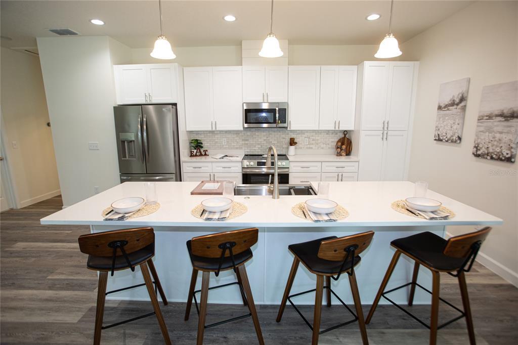 Foto principal - 9445 Eldridge Rd