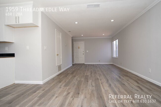 Building Photo - Beautifully Remodeled Home in Great San Jo...