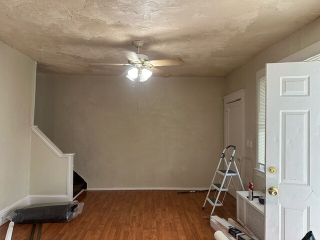 3304 W 44th St Cleveland, OH 44109 – photo 1