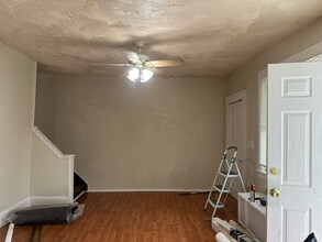 Building Photo - 3304 W 44th St