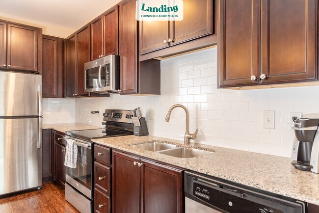 Building Photo - 700 Spring Falls Dr