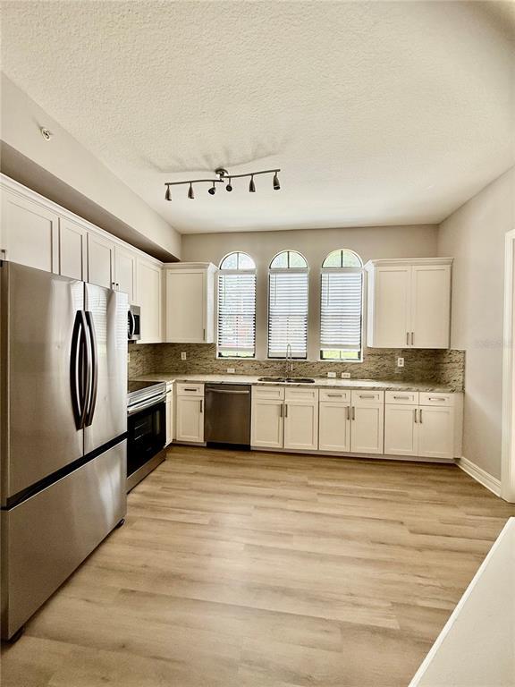 Foto del edificio - 509 Mirasol Cir