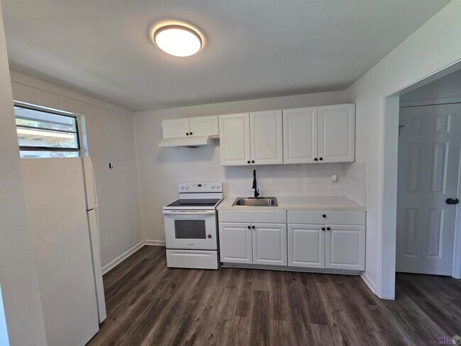 Foto del edificio - 3877 Cannon St