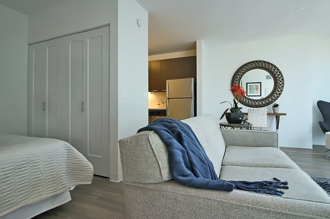 Foto del edificio - 676 N Wells St