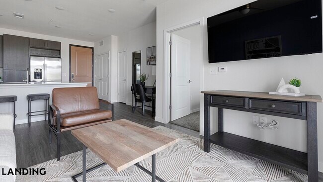 Foto del edificio - 14015 Univ Pass