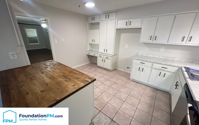 Foto del edificio - 3655 Haughton Ln