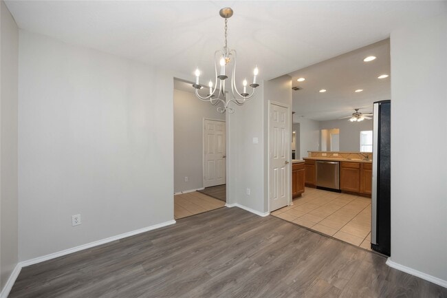 Foto del edificio - 2131 Acorn Glen Trail