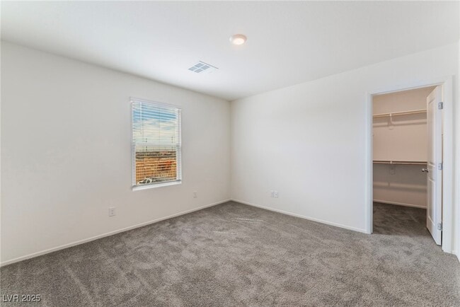 Building Photo - 2550 Petunia Garden Ave