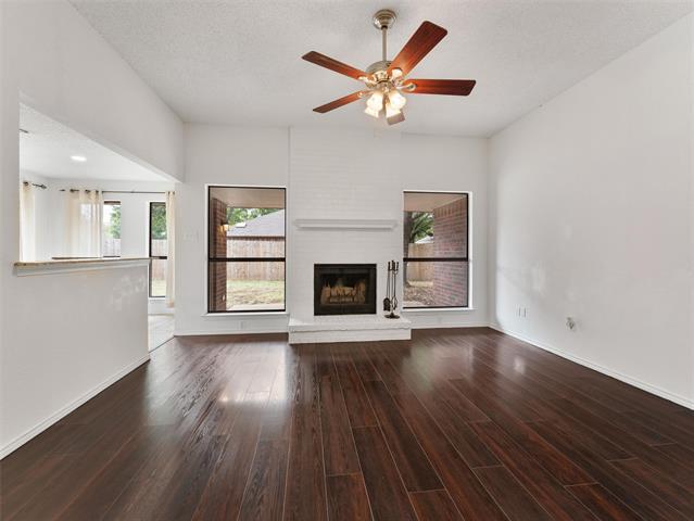 Building Photo - 21 St Charles Pl