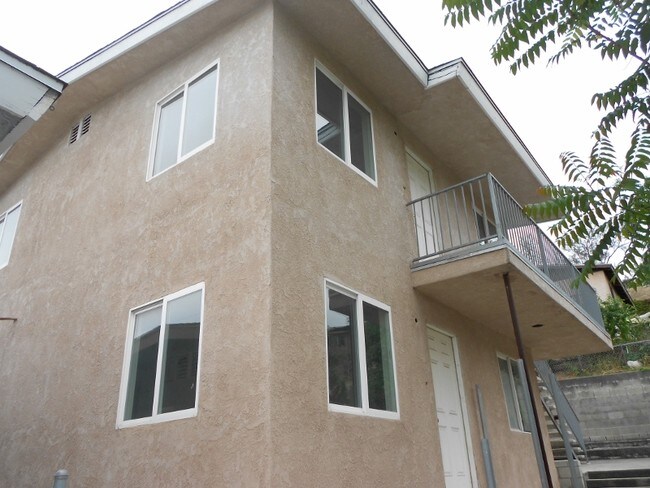 Building Photo - Madrone Avenue Apartments