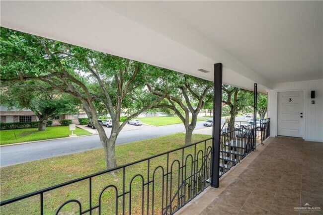 Foto del edificio - 23 Shasta Ave