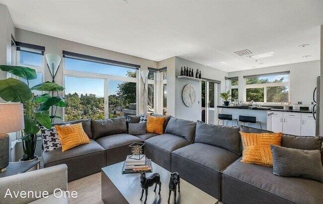 Foto del edificio - 2 br, 2 bath House - 206 25th Ave East #3