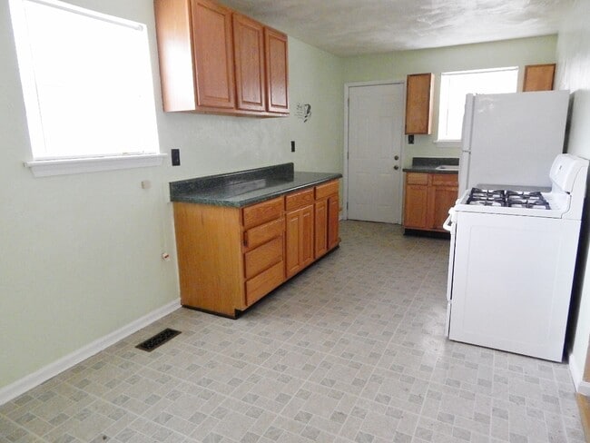 Photo - 926 Mason St House