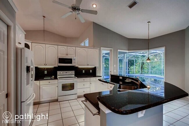 Foto del edificio - 4 br, 3 bath House - 1929 Ayrshier Place