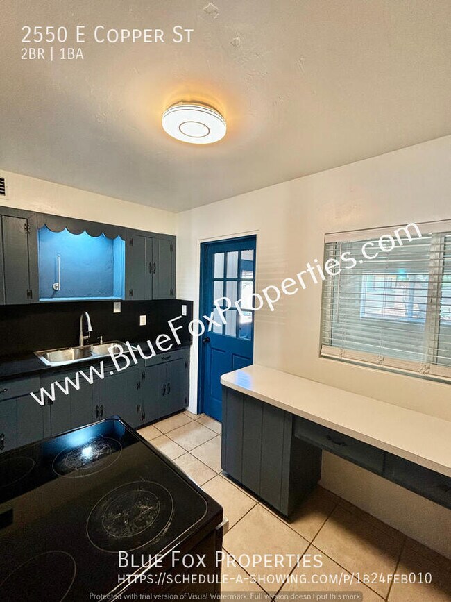 Foto del edificio - 2550 E Copper St