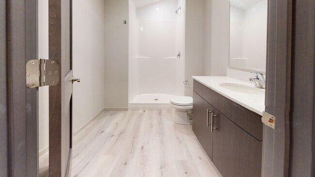 Foto del edificio - 882 20th Ave SE