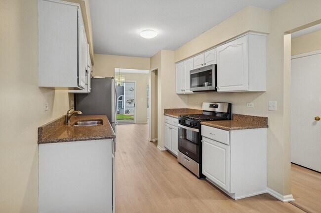 Foto del edificio - 1252 S Parkside Dr