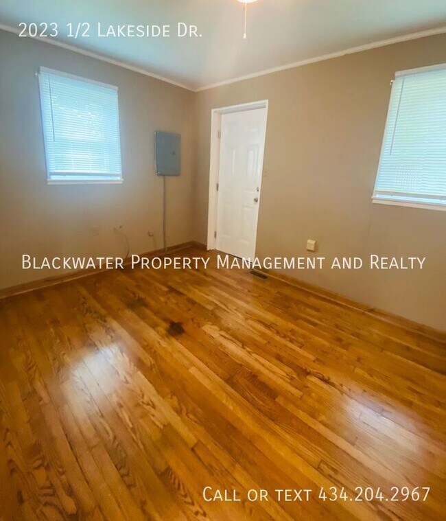 Foto del edificio - Single Family Home Coming Available on Lak...