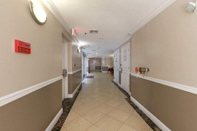 Foto del edificio - 4401 Park Ave