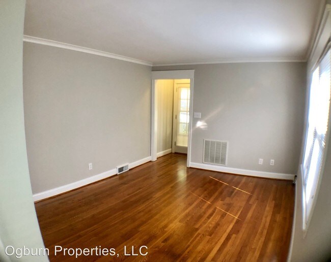Building Photo - 120 Crafton St