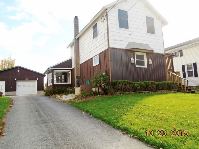 Foto principal - 540 Bradley St