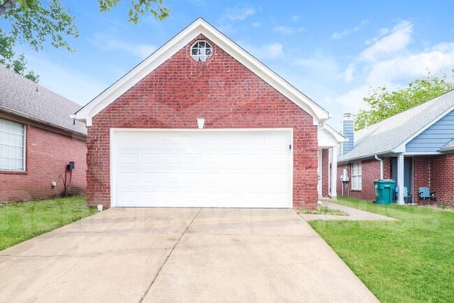 Building Photo - Newly Renovated Southaven Home