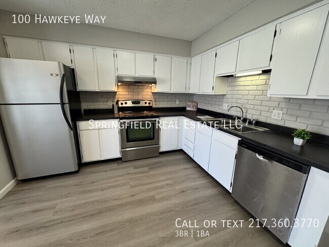 Foto del edificio - 100 Hawkeye Way
