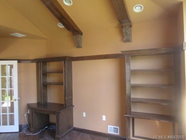 Foto del edificio - 26 Medinah Ct