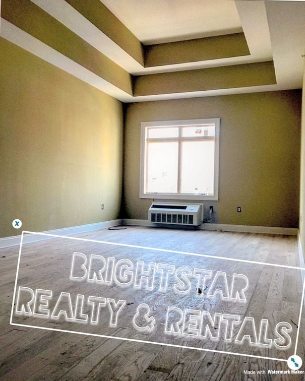Interior Photo - 9 Prospect St