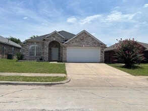 Building Photo - 7409 Marsland Ln