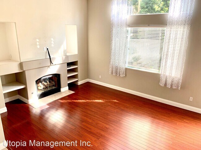 Building Photo - 3 br, 2.5 bath House - 22 Calle del Mar