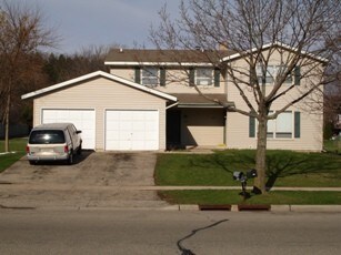 Primary Photo - 2108 McKenna Blvd