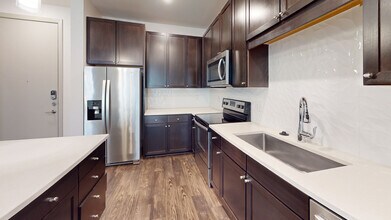 Interior Photo - Central Square at Frisco
