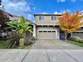 Building Photo - 6285 NE Sherborne St