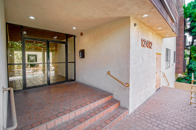 Building Photo - 12412 Texas Ave