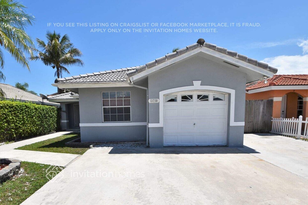 Primary Photo - 13750 SW 157th Terrace