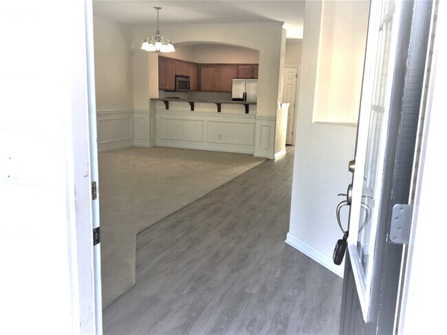Building Photo - 217 Durham Park Way