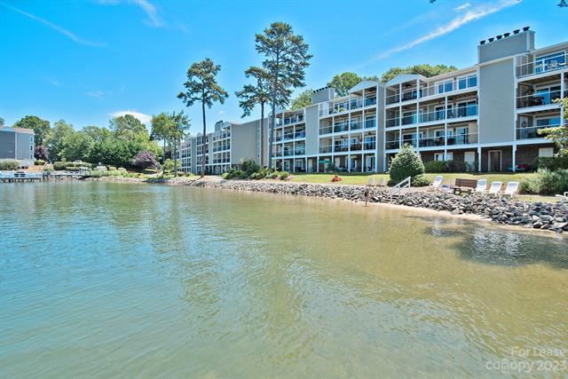 Foto del edificio - 20367 Harborgate Ct