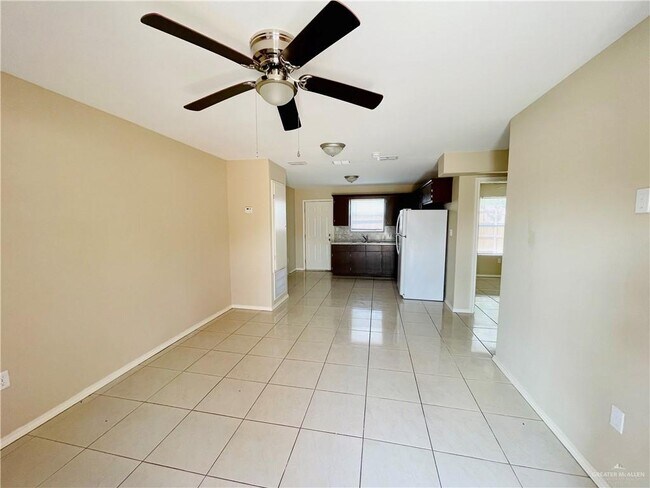 Foto del edificio - 1411 Oak St