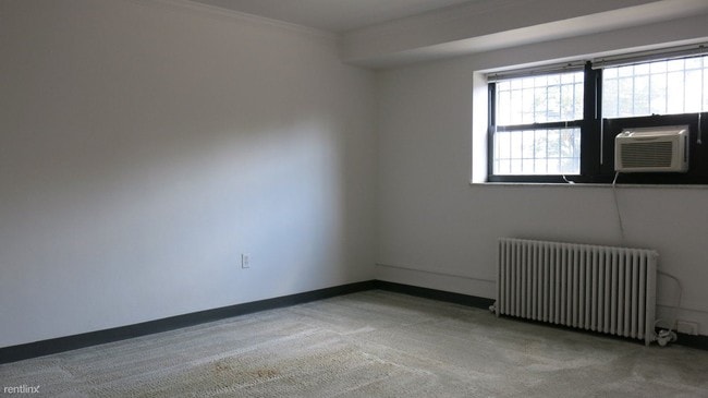 Building Photo - 5208 Stanton Ave