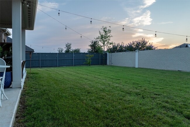 Building Photo - 7105 Pampas Pl